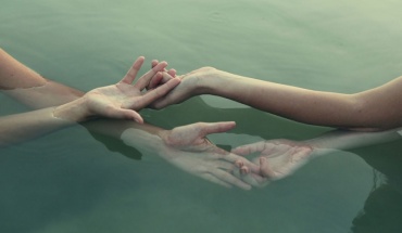 Η ανάγκη ή η άρνηση για άγγιγμα αναδεικνύουν στοιχεία της προσωπικότητάς μας