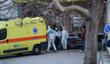 Ανακοινώθηκαν 65 νέοι θάνατοι και 7.335 κρούσματα κορωνοϊού στην Ελλάδα