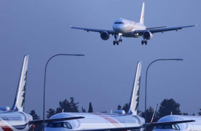 &Alpha;&kappa;&upsilon;&rho;ώ&sigma;&epsilon;&iota;&sigmaf; 29 &pi;&tau;ή&sigma;&epsilon;&omega;&nu; &alpha;&pi;ό &kappa;&alpha;&iota; &pi;&rho;&omicron;&sigmaf; &tau;&omicron; &alpha;&epsilon;&rho;&omicron;&delta;&rho;ό&mu;&iota;&omicron; &Lambda;ά&rho;&nu;&alpha;&kappa;&alpha;&sigmaf;