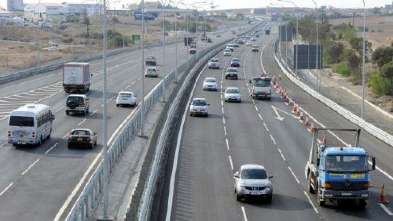 Κλειστή η δεξιά λωρίδα στον αυτοκινητόδρομο στην περιοχή Κόρνου προς Λευκωσία
